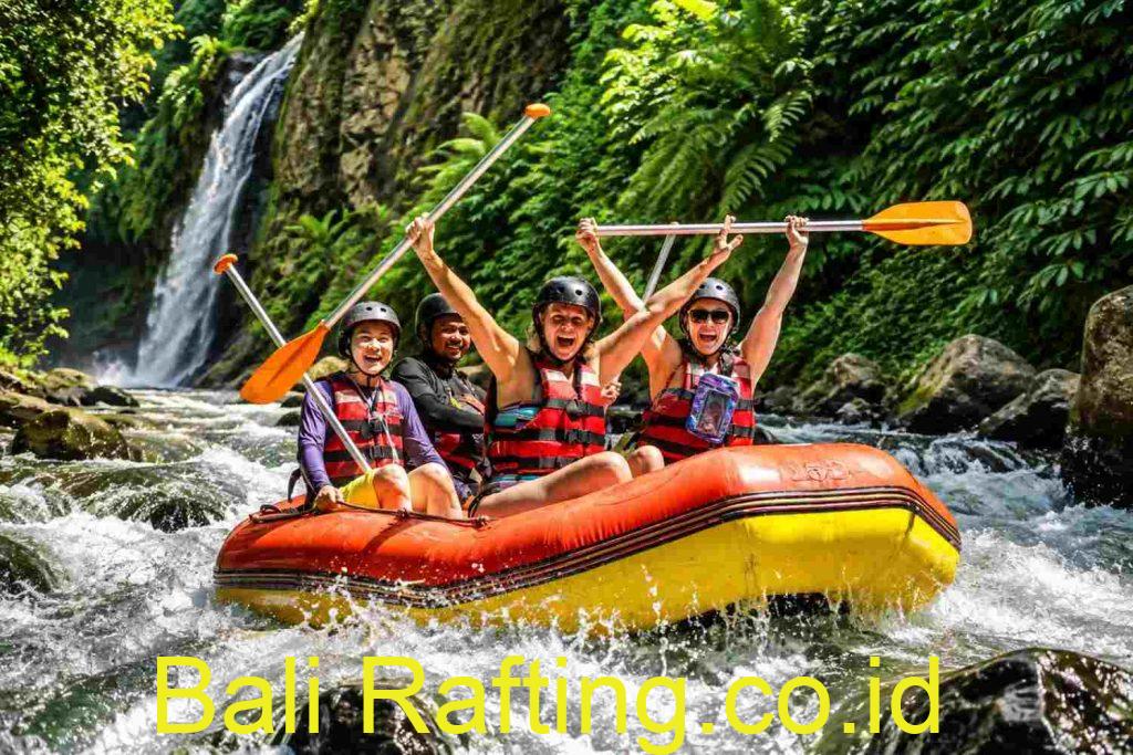 Alt text: Ayung River Rafting di Sungai Ayung Ubud Bali